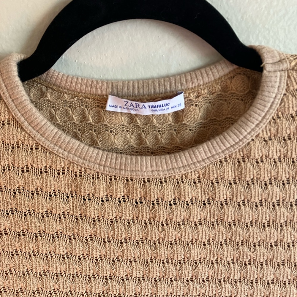 Zara Crop Top - Picture 2 of 4